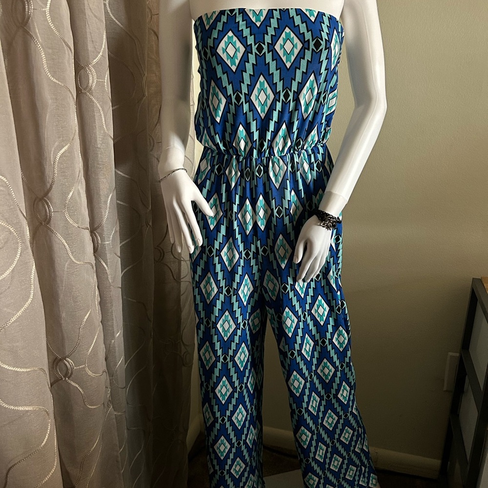 Urban Rose Jumpsuit size Large